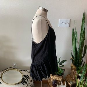 Old Navy Tops - NWOT • black flouncy tank Old Navy Tops - NWOT • black flouncy tank